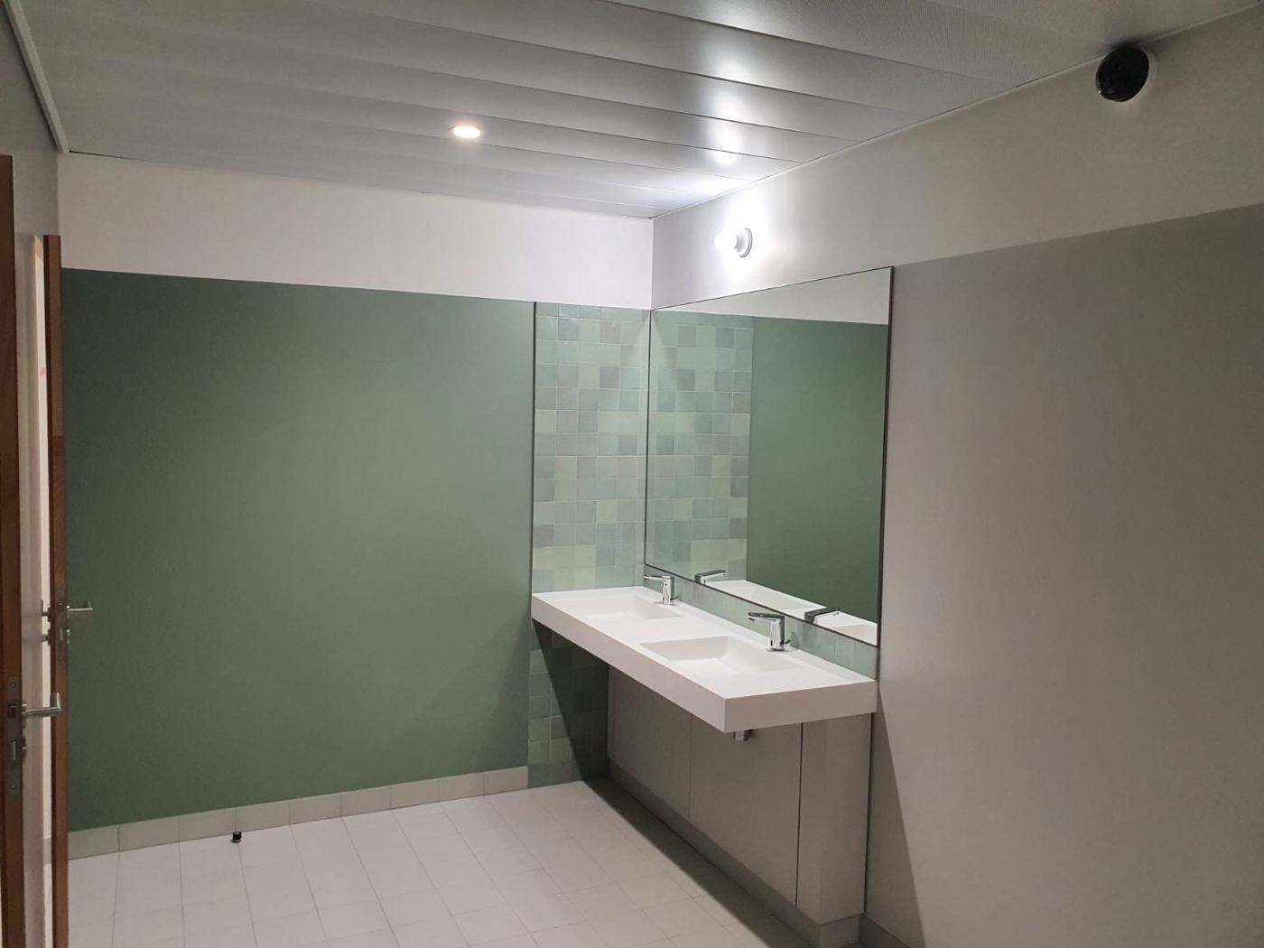 Sanitary Fit-Out Detail — MM RENOV PARIS site photo